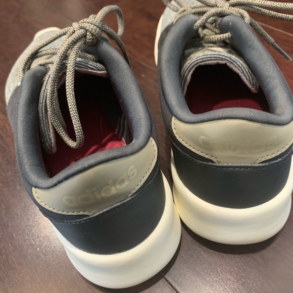 Adidas runners - Picture 5 of 6